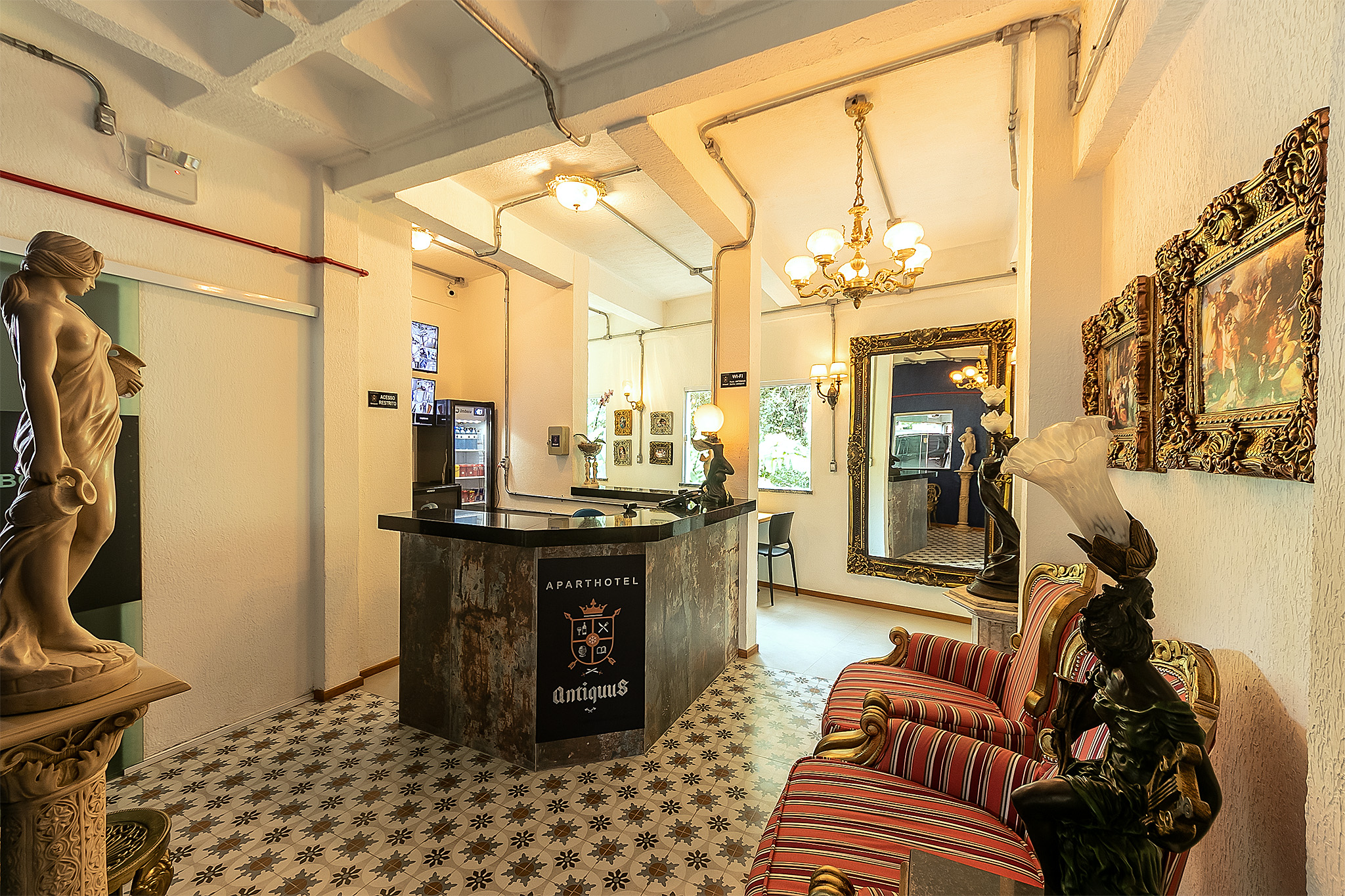 Antiquus AparteHotel 01 (1)